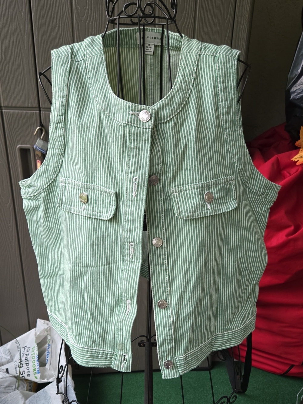 Sleeveless Mint Green Striped Button Crop Vest